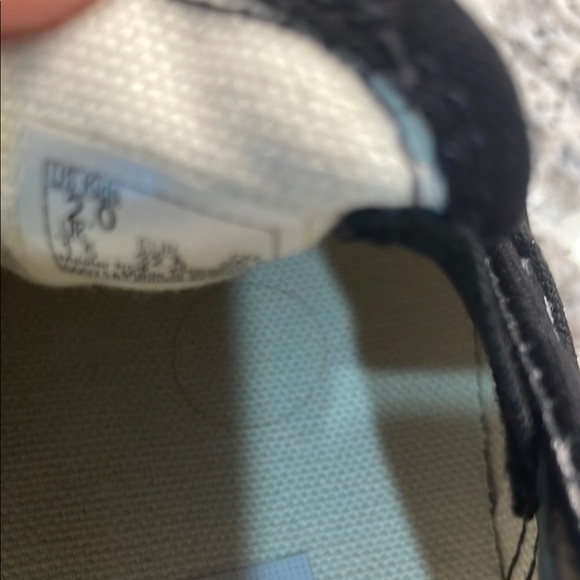 Vans Classic Black Slip-On Shoes - Picture 4 of 4